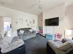 Lounge- click for photo gallery